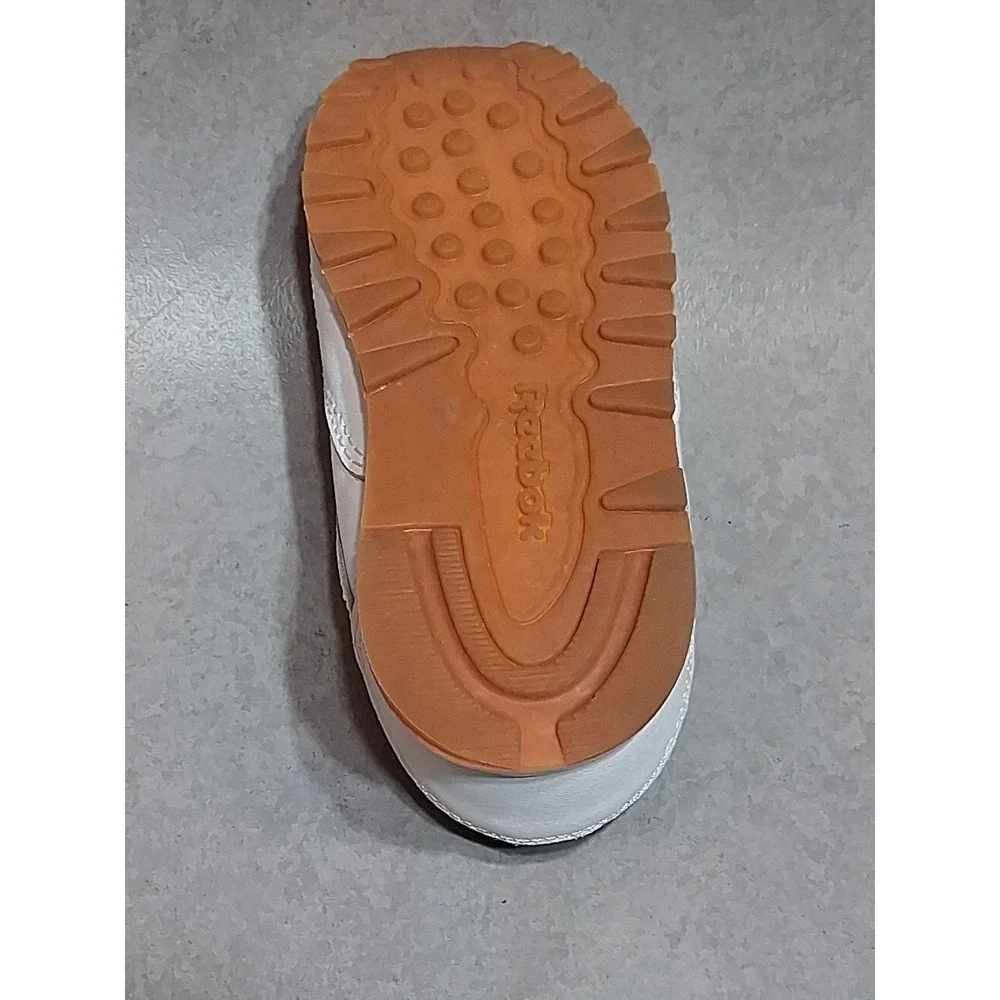 Reebok classic leather toddlers shoes core White size 6